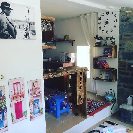 Payamaltı Tatil Evleri *